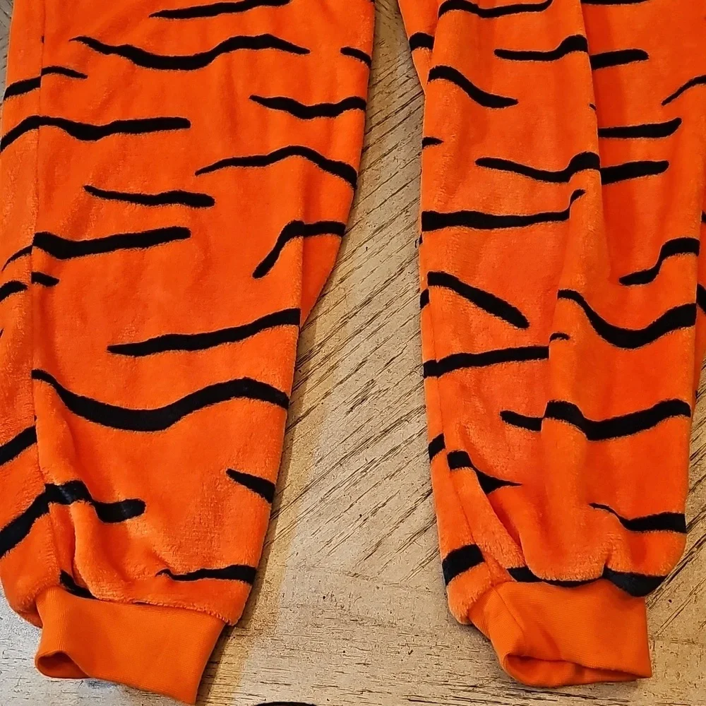 Tiger Onesie Costume XL Unisex - Picture 9 of 14